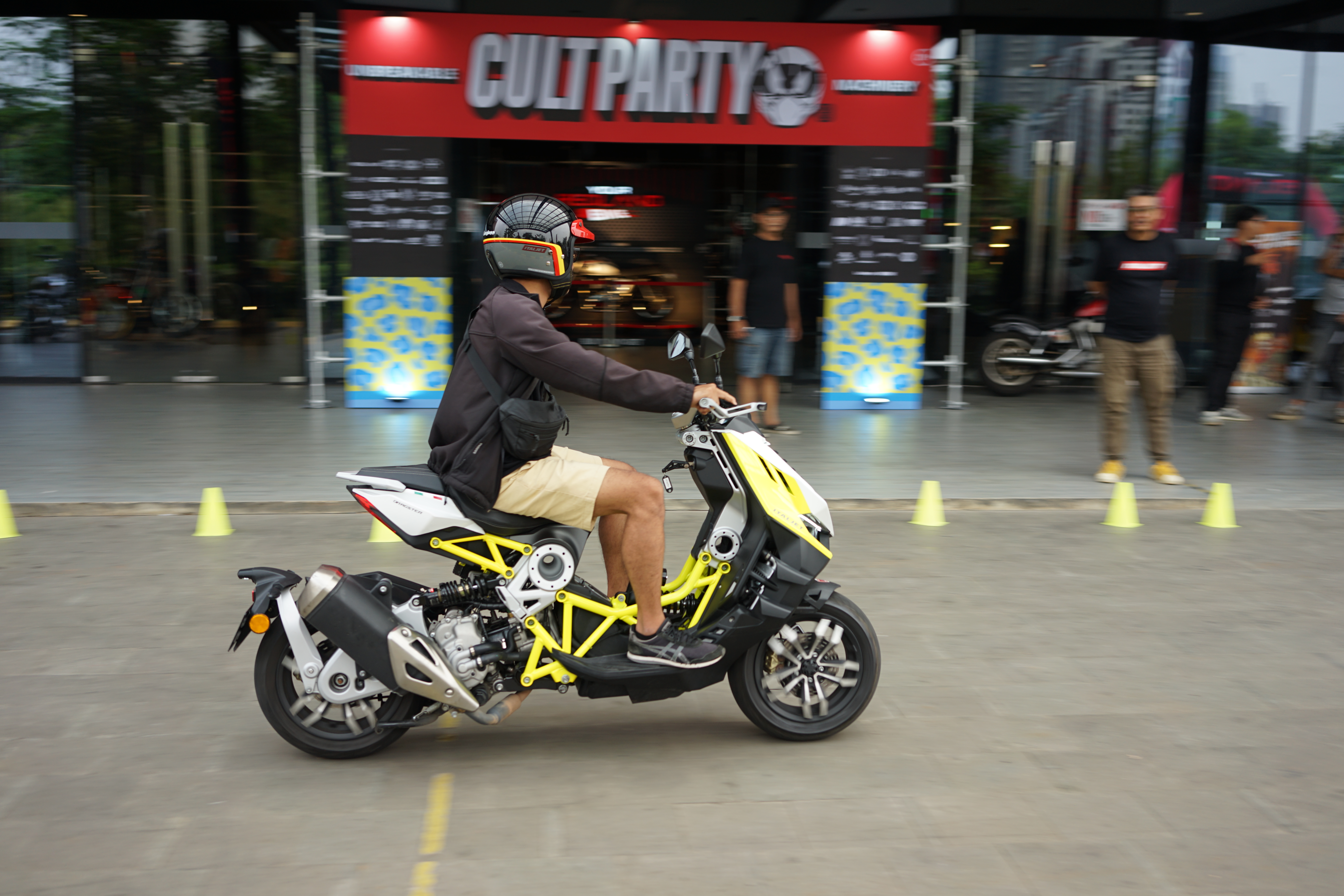 CULTPARTY 2025 - OUTCULT.ID